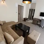 Hotel Cara 28