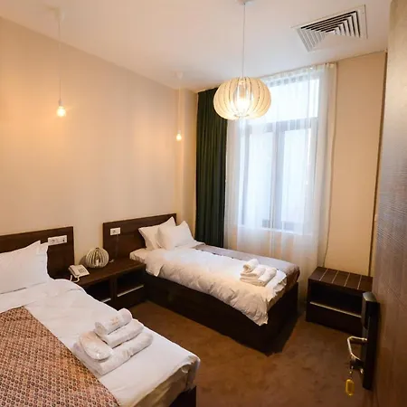 Cara 28 Szálloda 4*